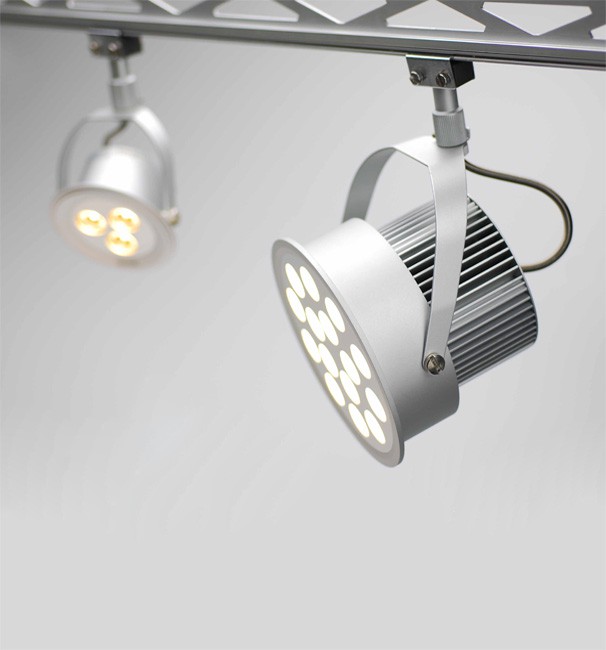 Basse Tension piste lumière